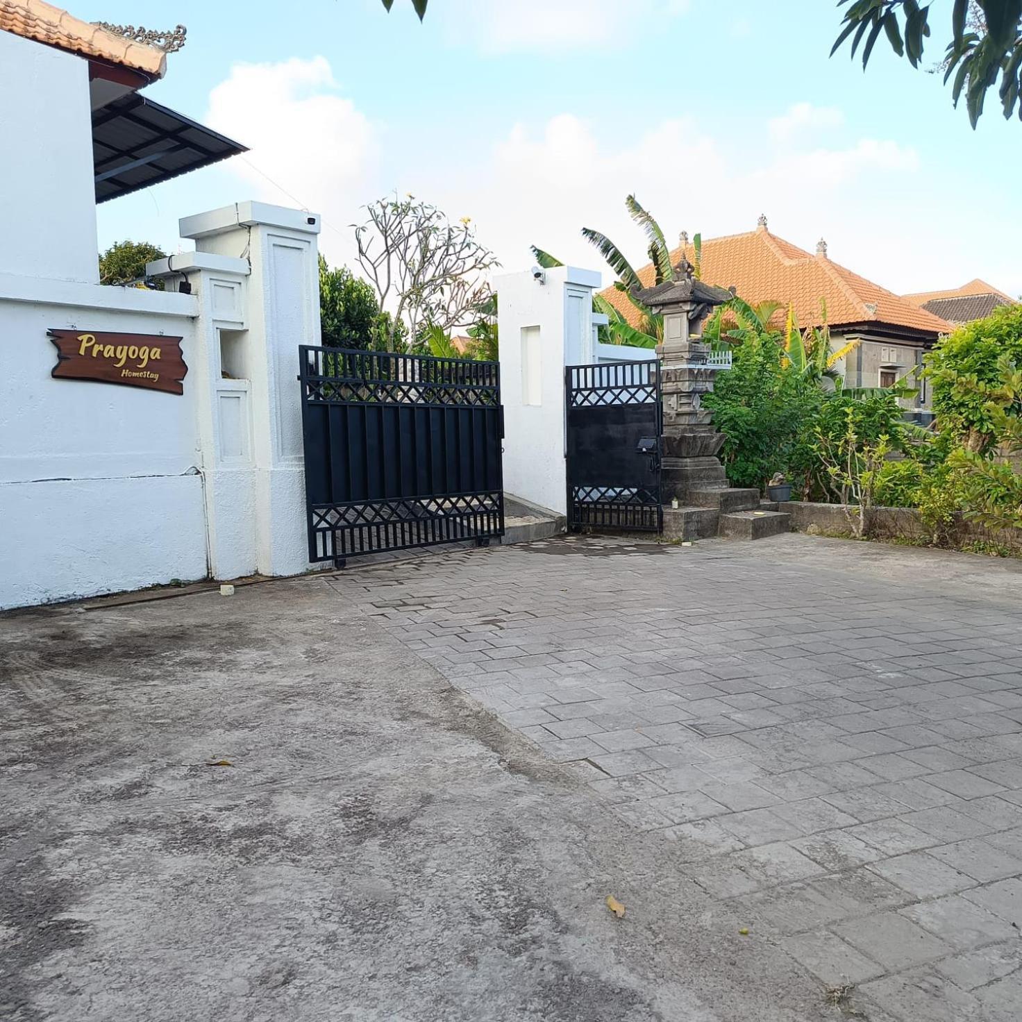Prayoga Homestay ウンガサン エクステリア 写真